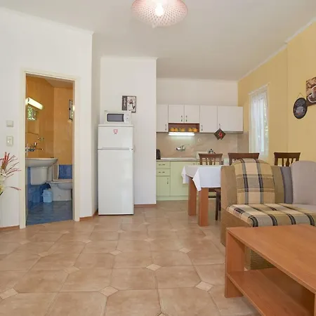 Life - 3 With Private Pool *