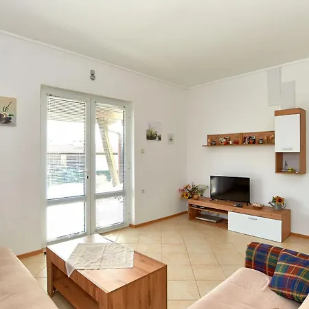 Life - 3 With Private Pool *