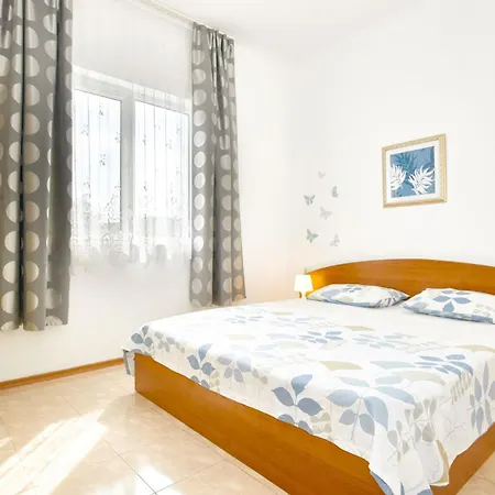 Life - 3 With Private Pool